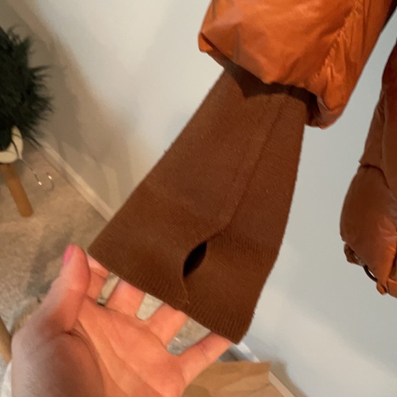 Sosken Studios Puffer Coat - Picture 4 of 5